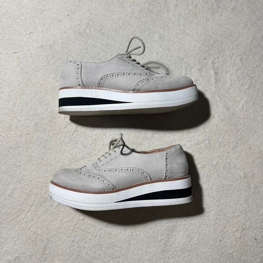 Madden Girl Women's 7 Grey Suede Platform Loafers